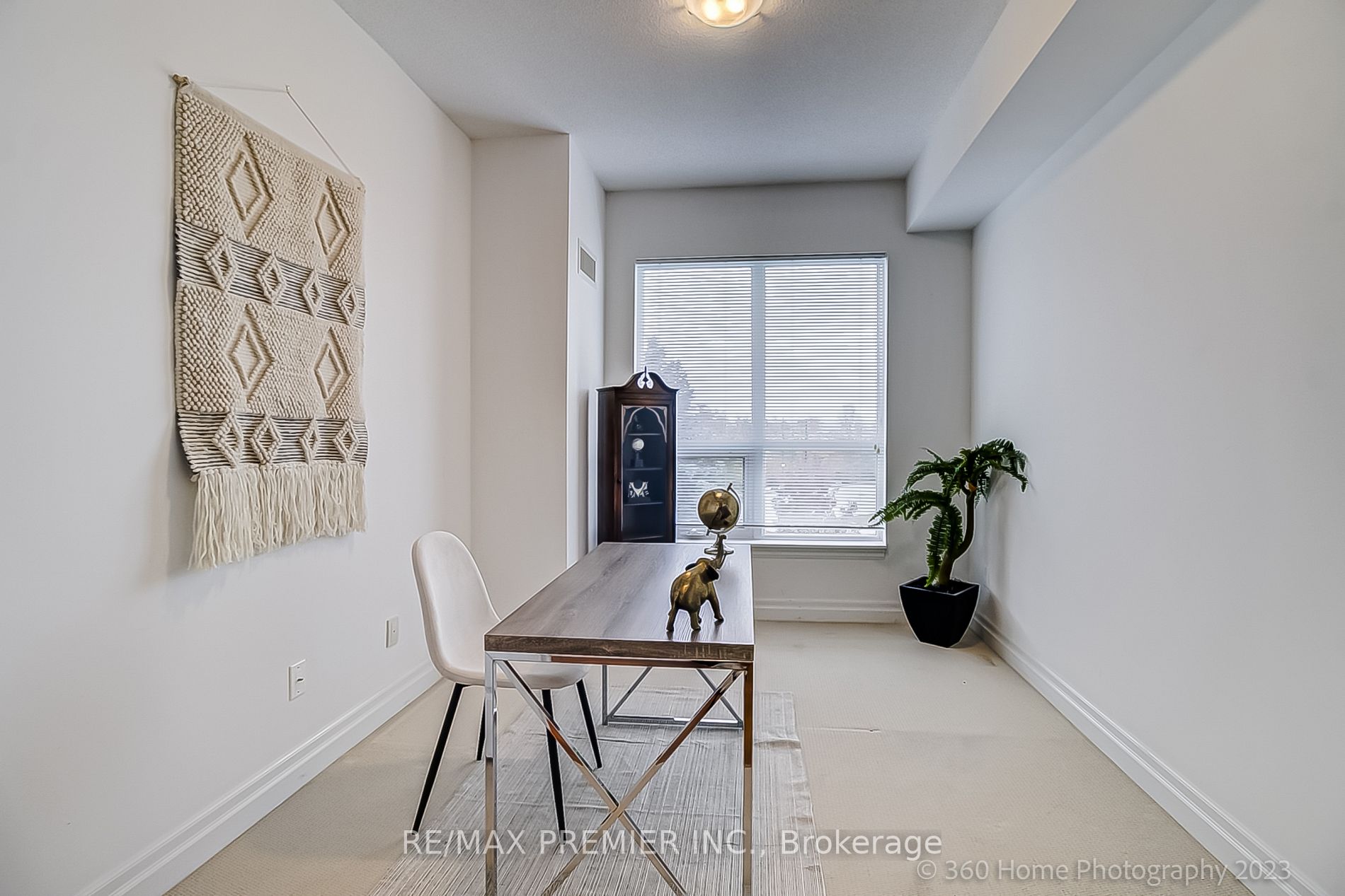 180 John West Way, #333