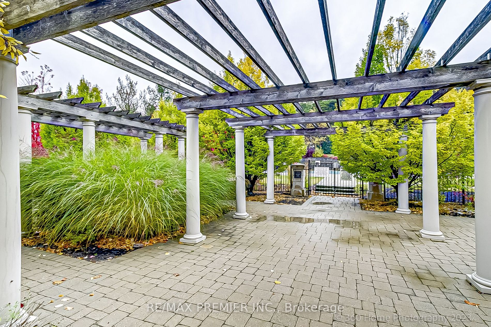 180 John West Way, #333