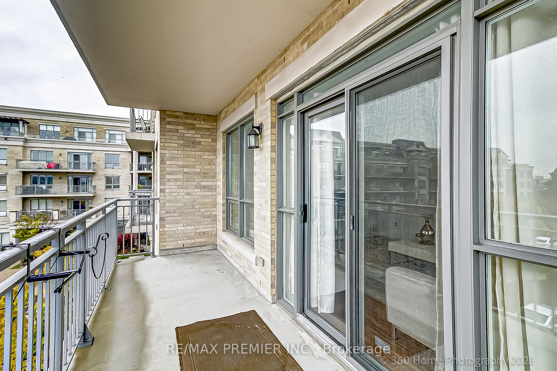 180 John West Way, #333