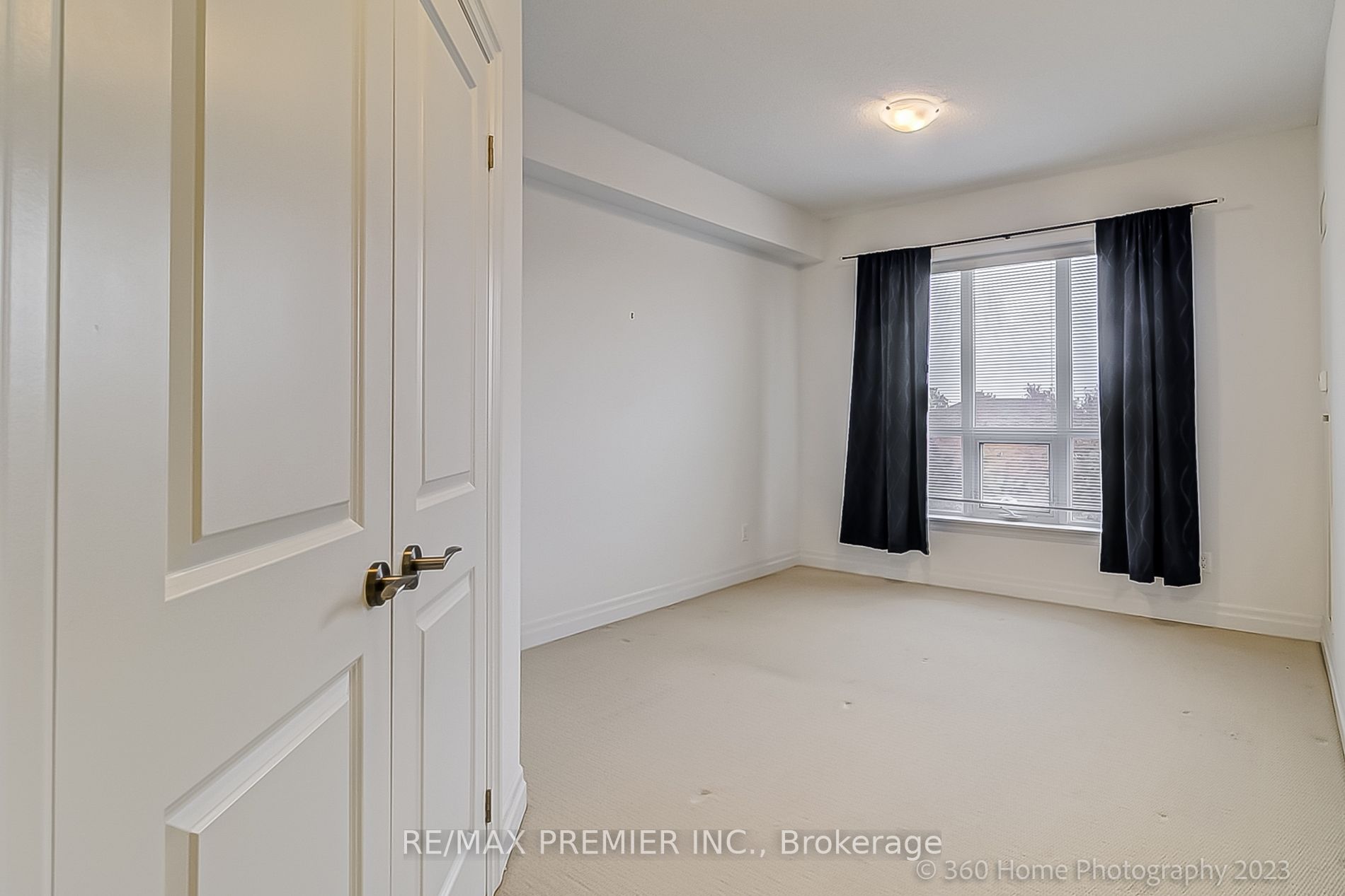 180 John West Way, #333