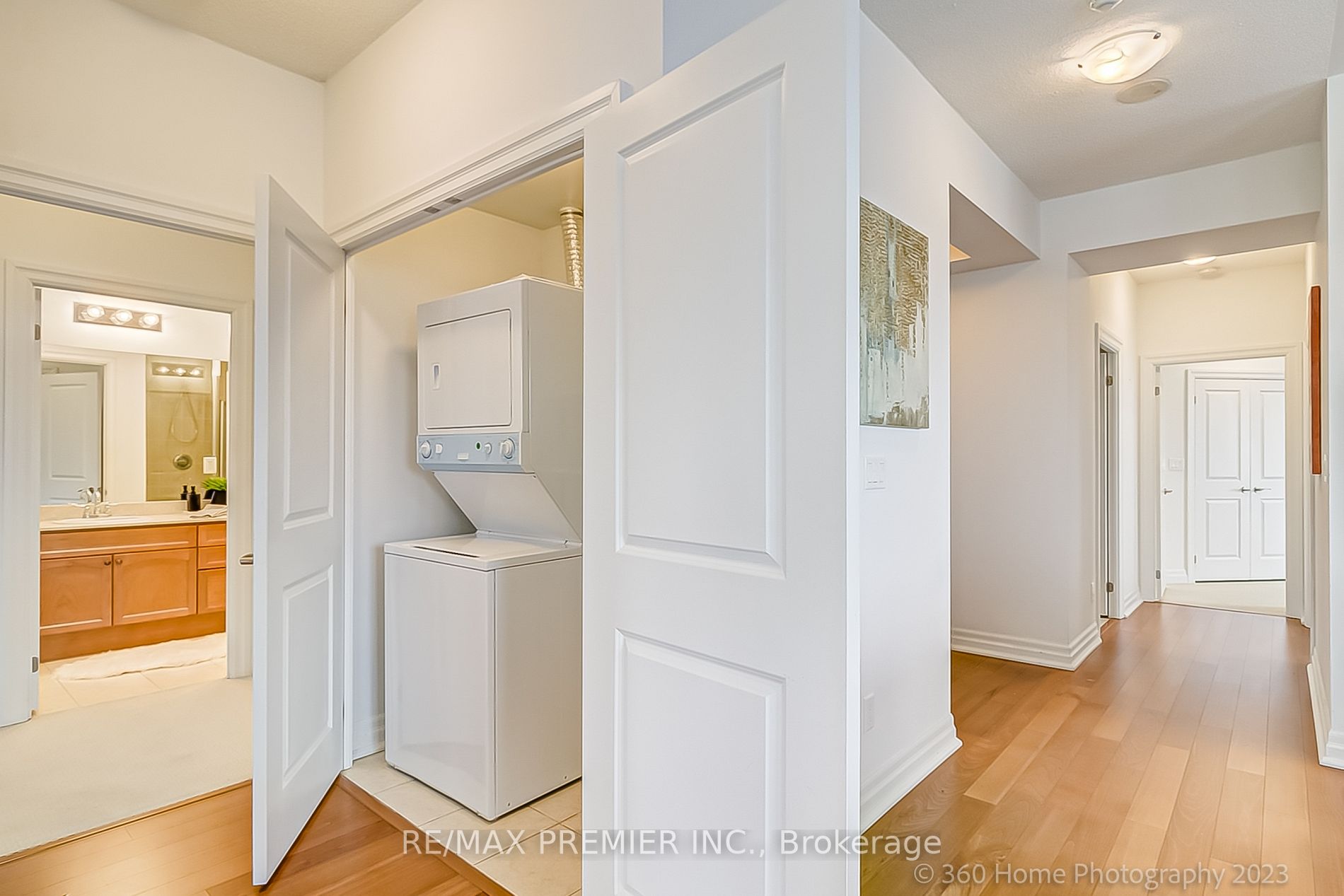 180 John West Way, #333