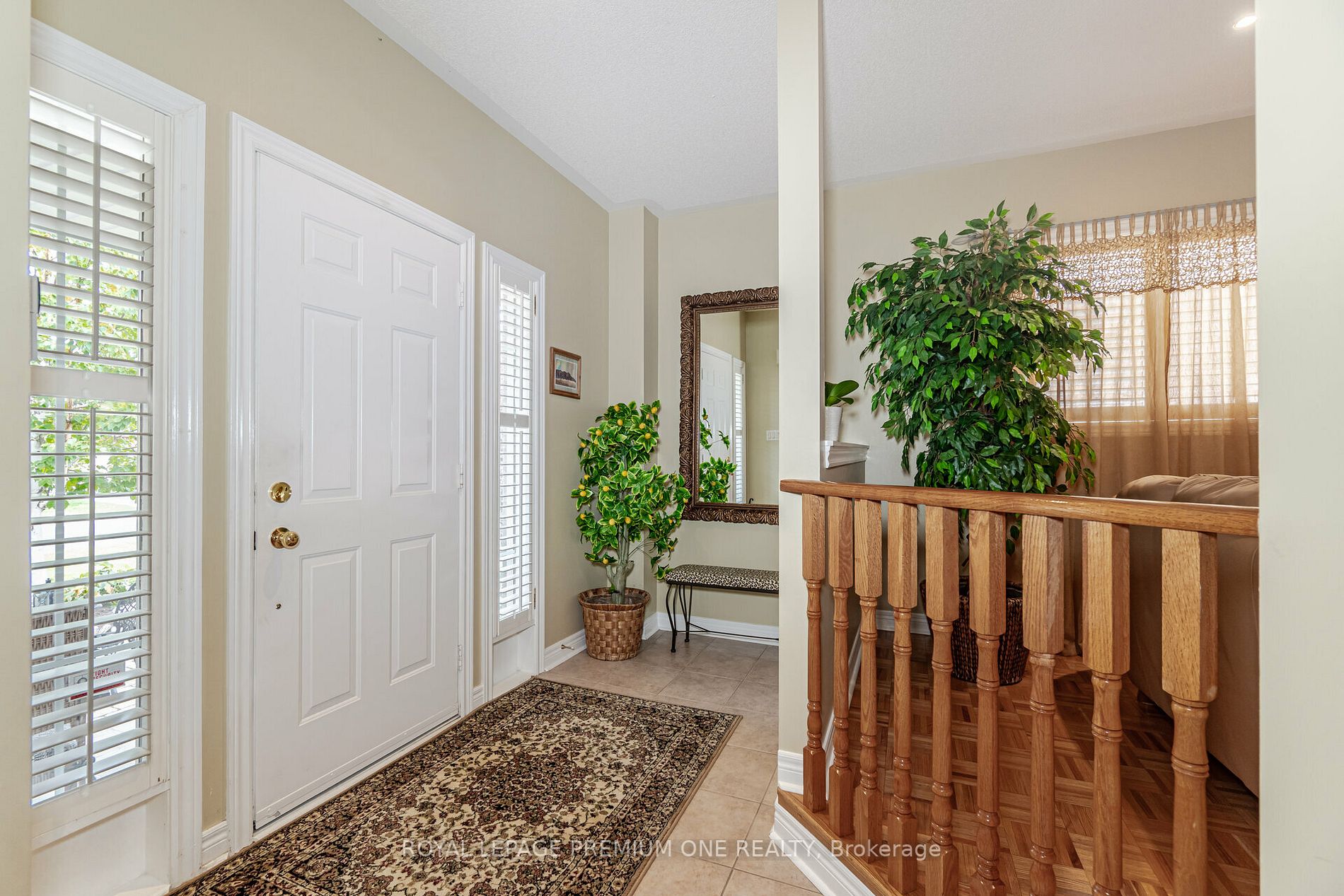 49 Pine Hollow Cres