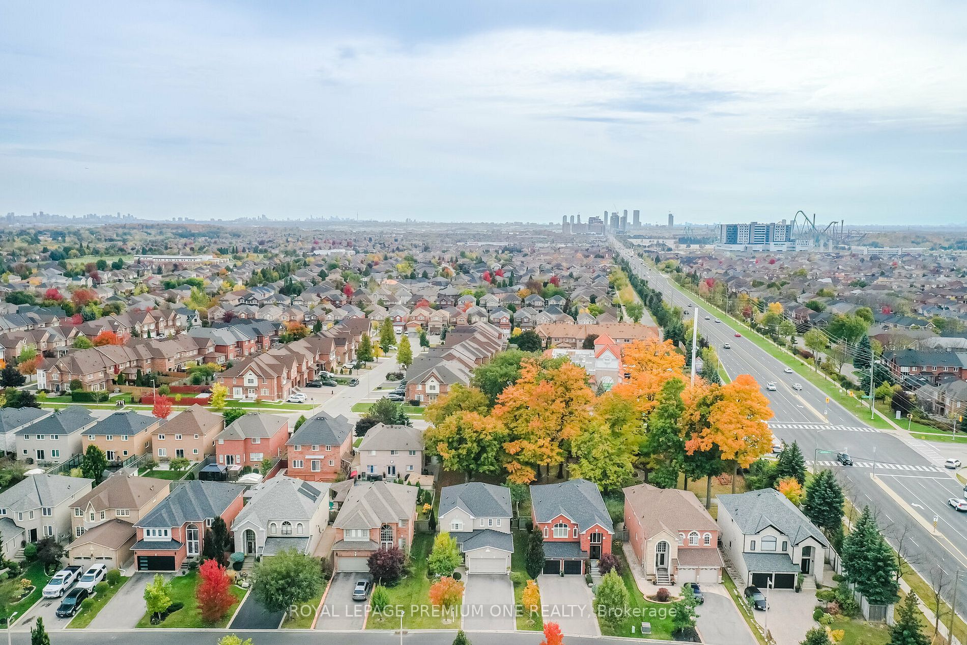 49 Pine Hollow Cres