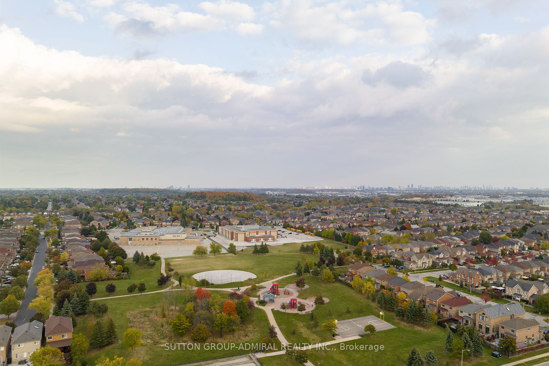 6 Sylwood Cres