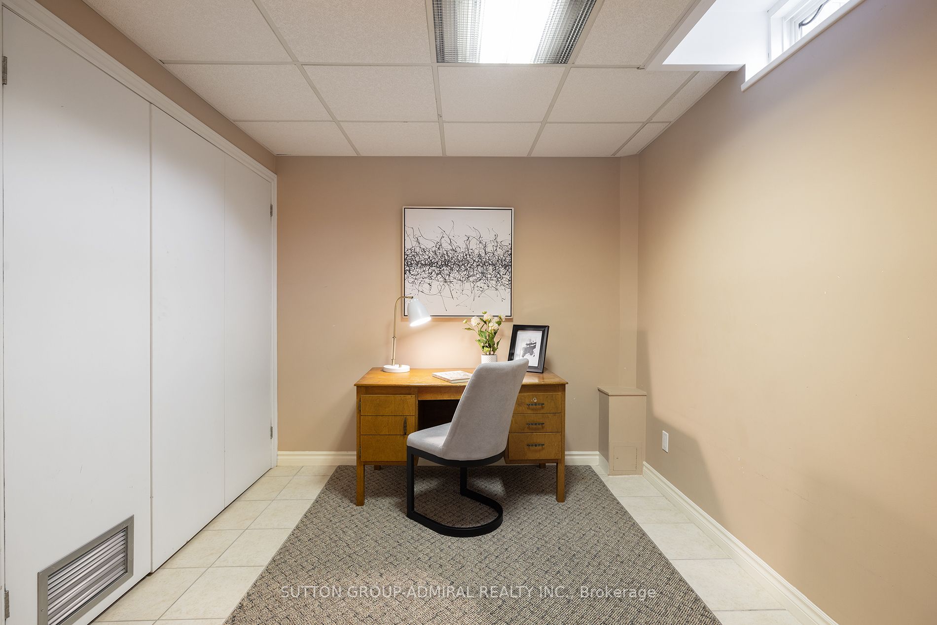 6 Sylwood Cres
