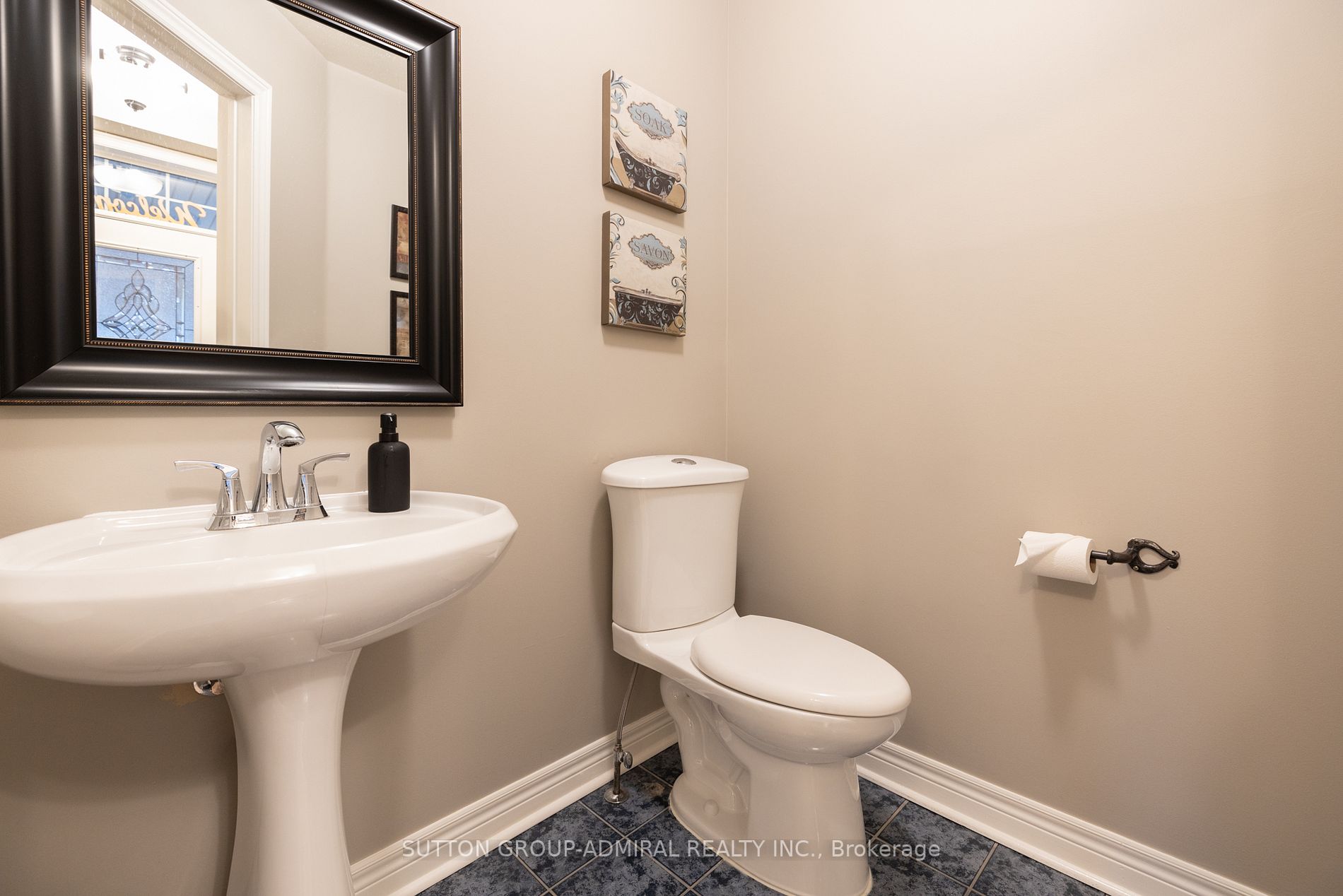 6 Sylwood Cres