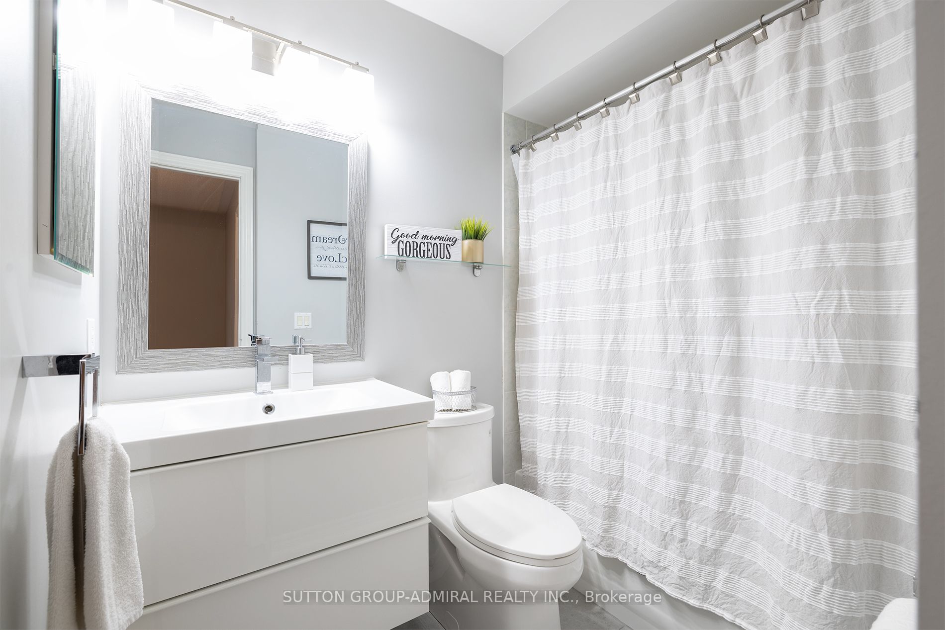6 Sylwood Cres