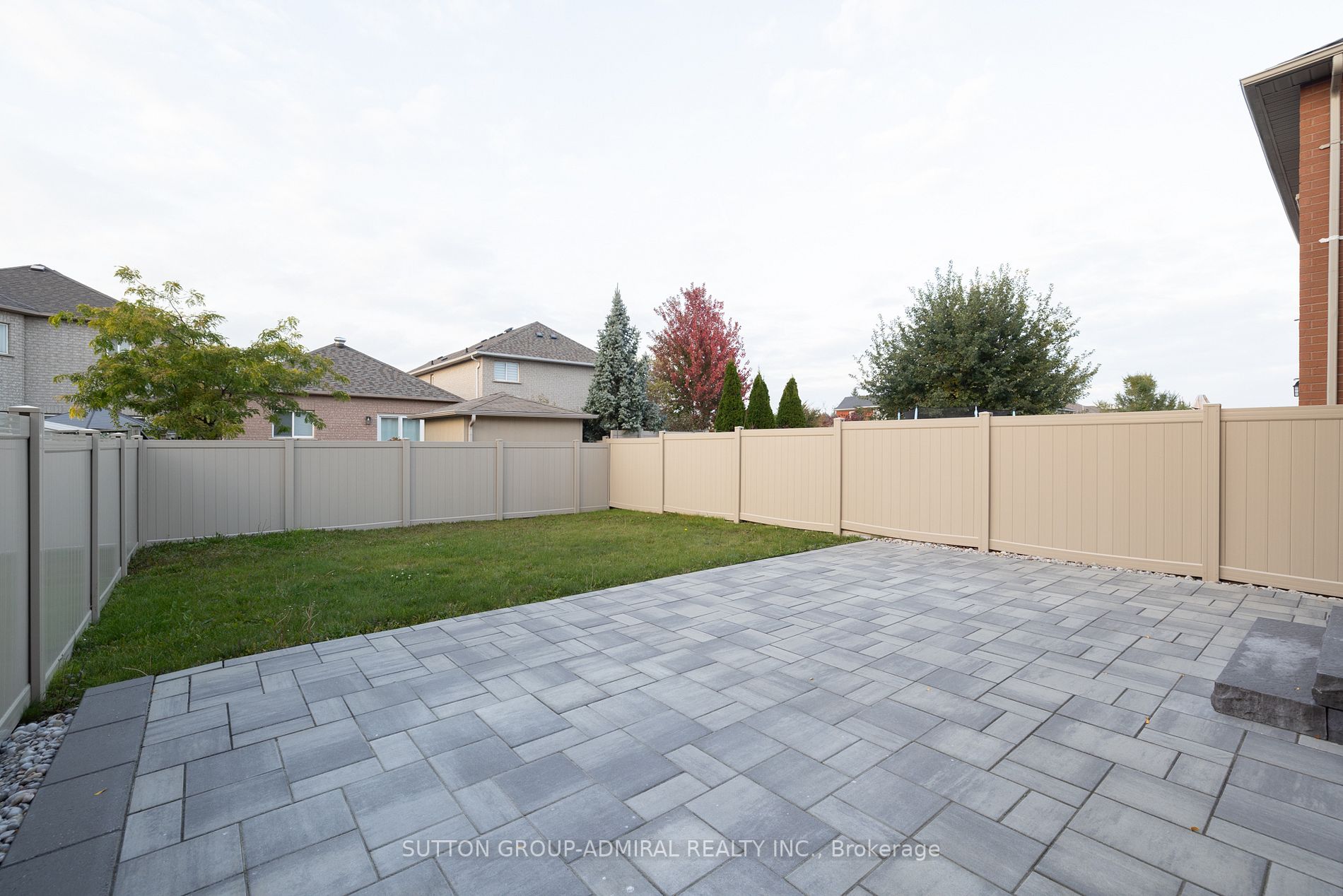 6 Sylwood Cres