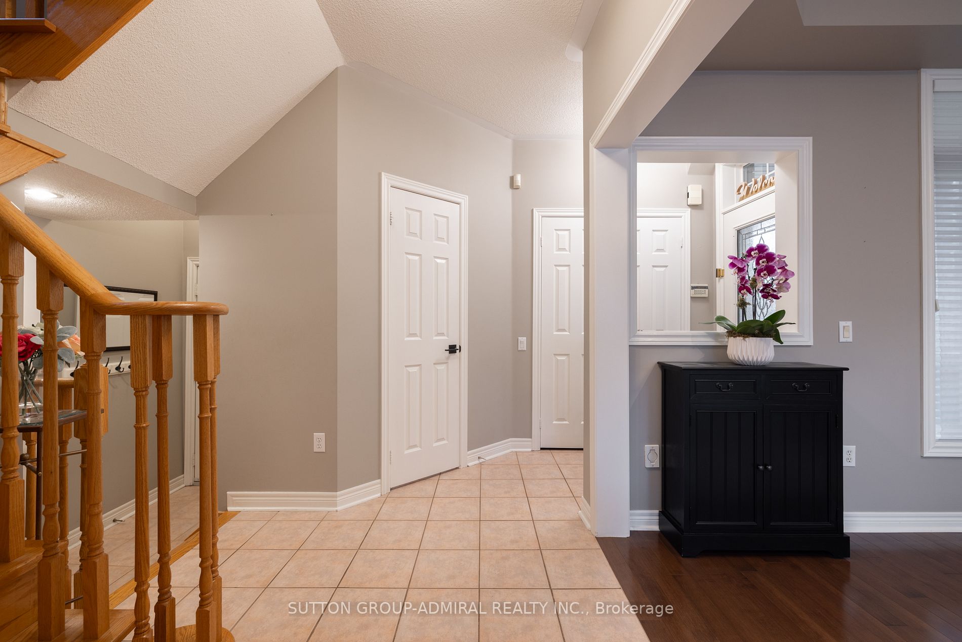 6 Sylwood Cres