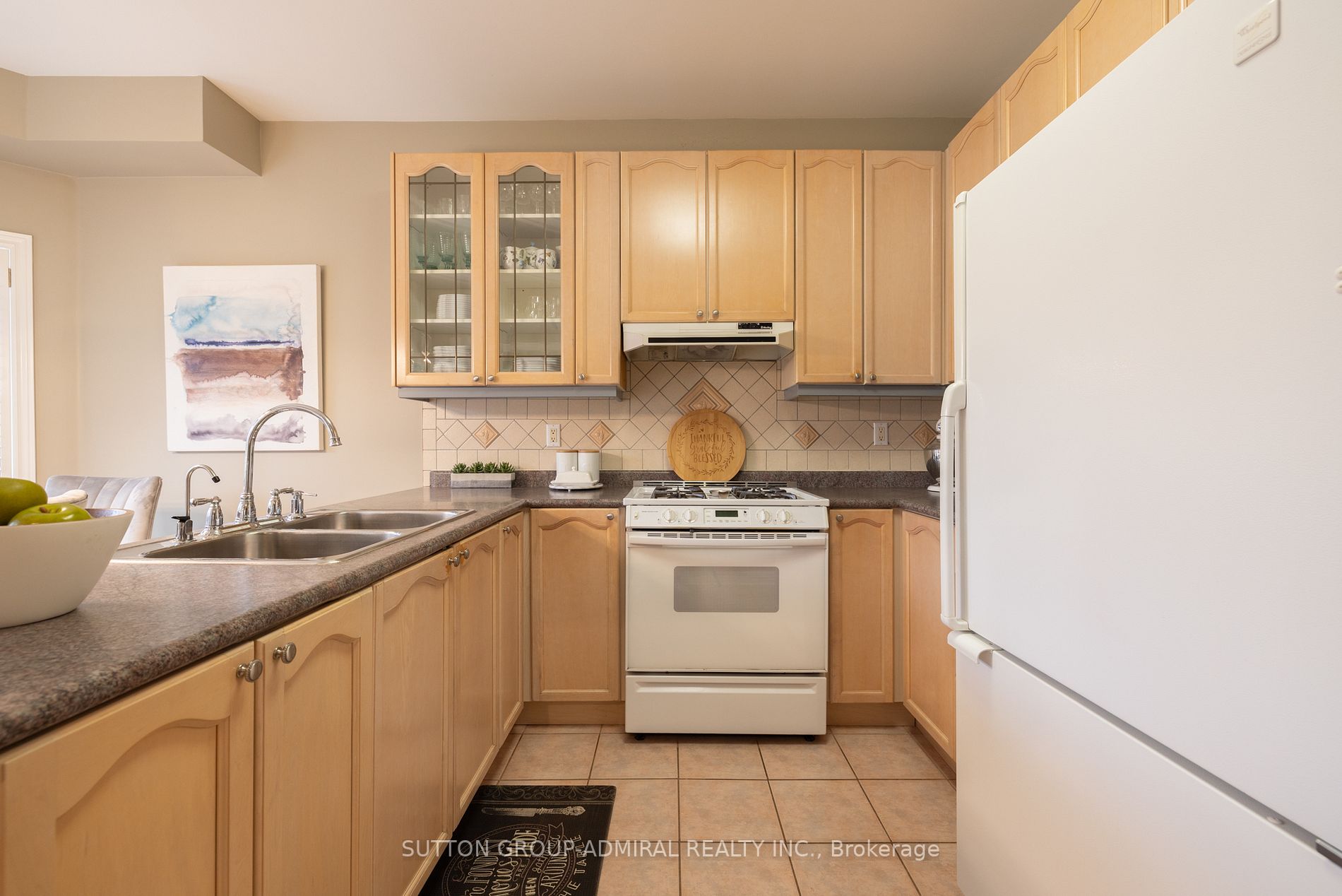 6 Sylwood Cres