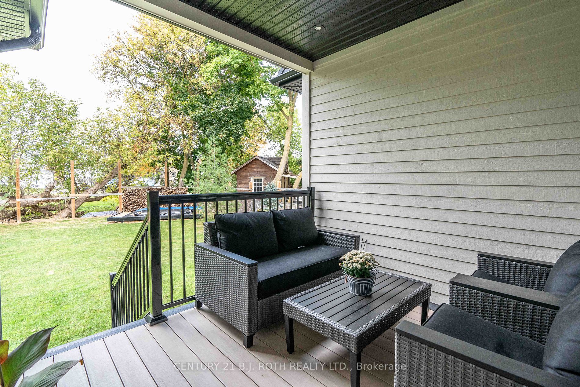 14 Selby St