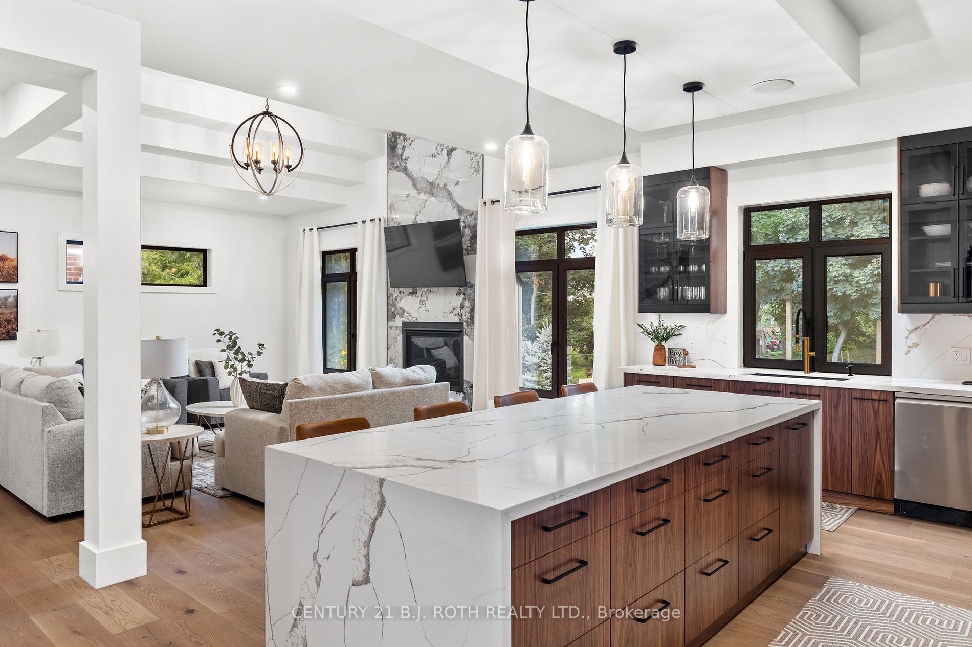 14 Selby St
