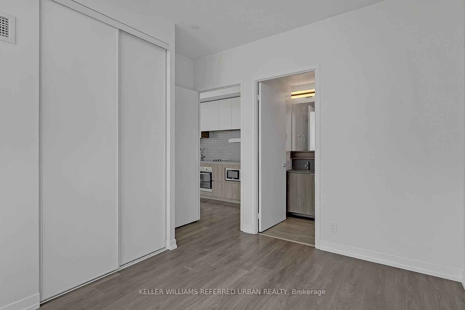 950 Portage Pkwy, #6002