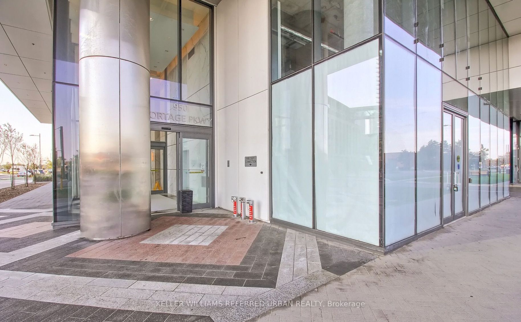 950 Portage Pkwy, #6002