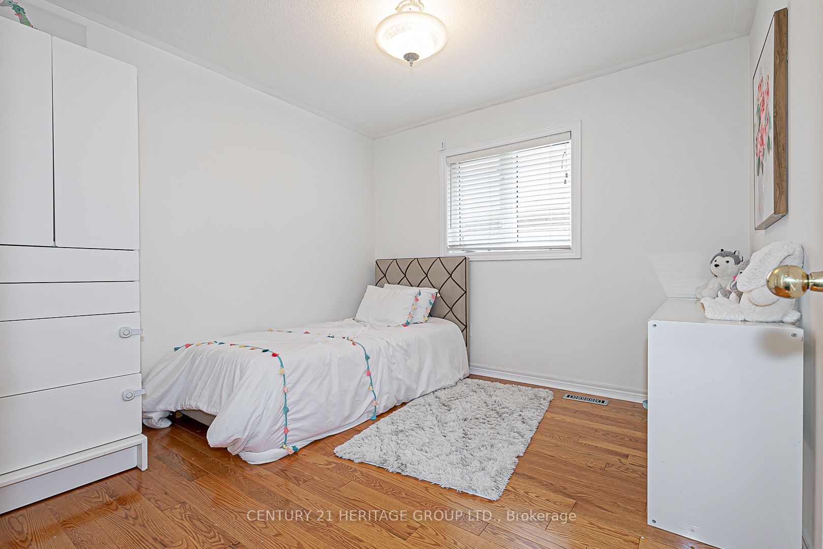 6 Pepperberry Rd