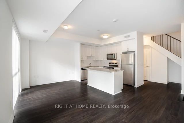 5289 Highway 7, #D1203