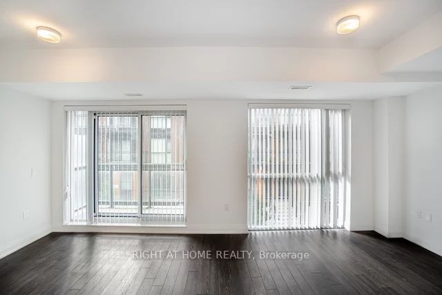 5289 Highway 7, #D1203