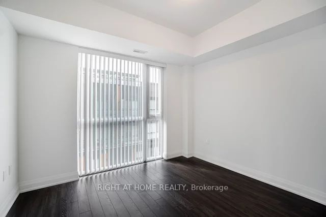 5289 Highway 7, #D1203