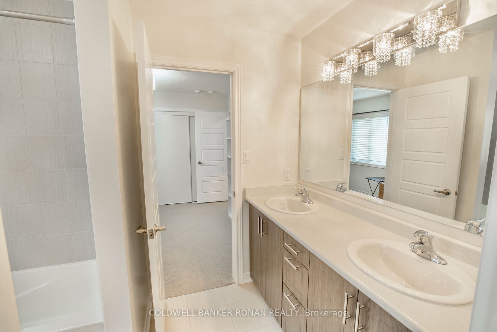 53 Michaelis St