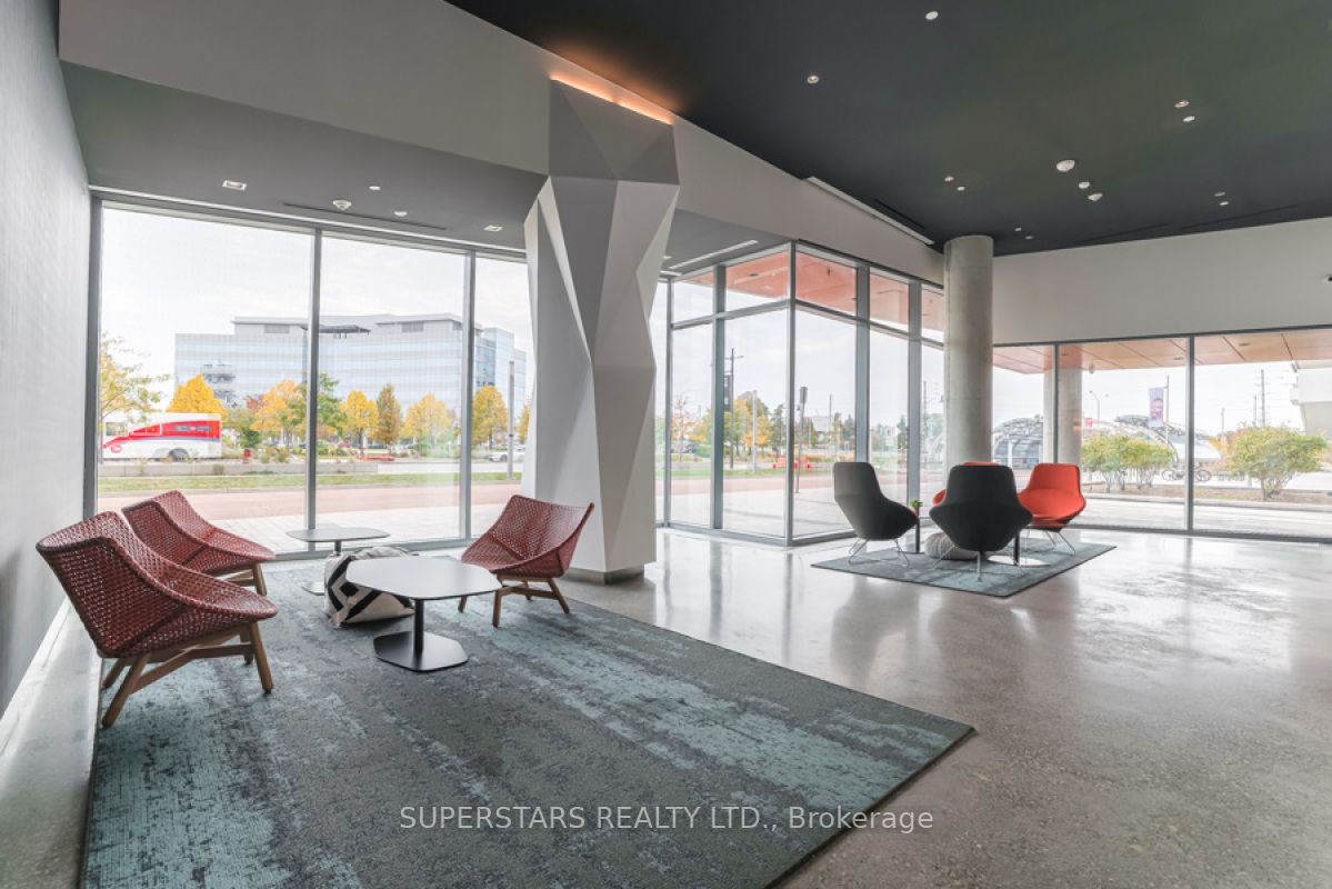 8 Rouge Valley Dr, #808