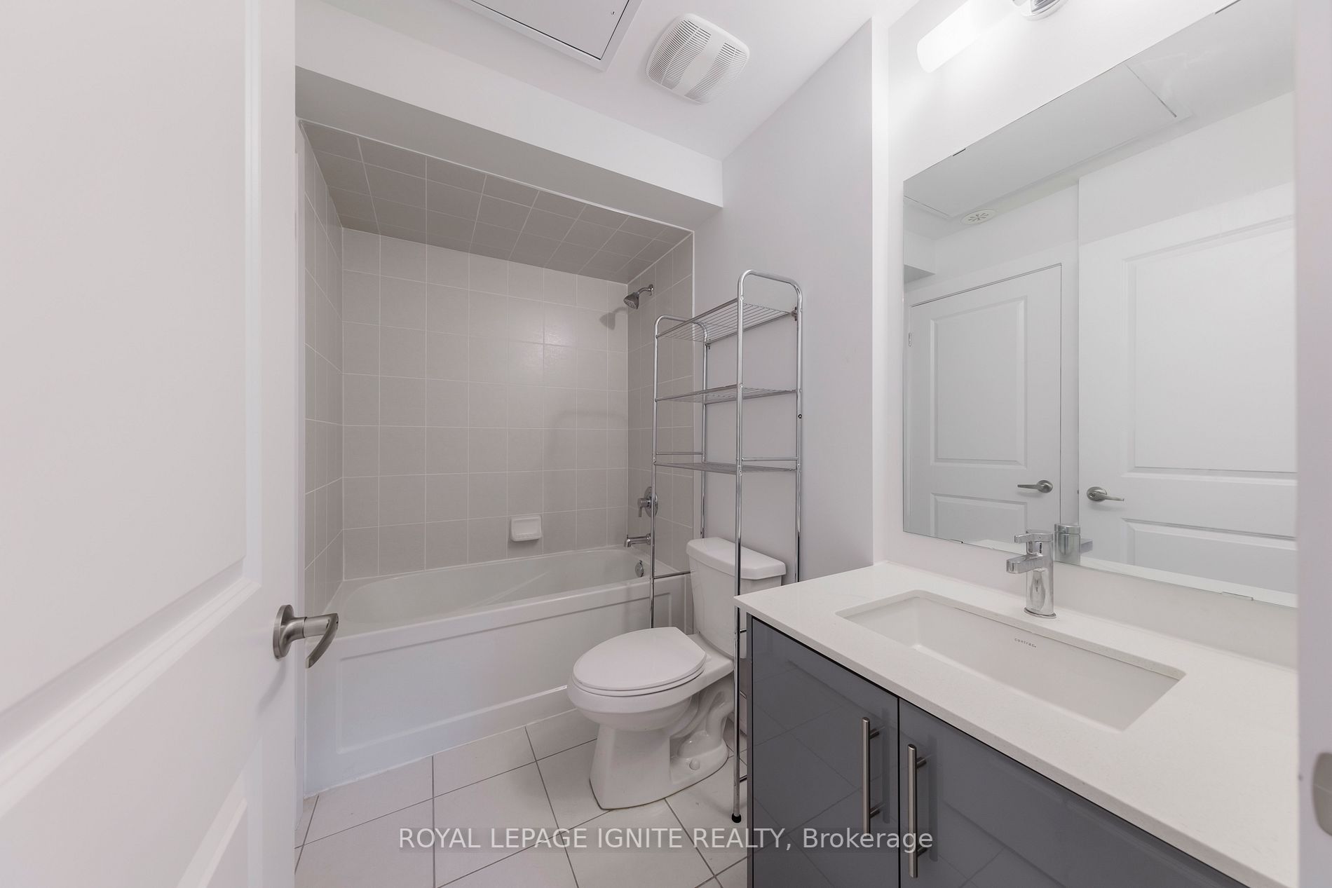 9580 Islington Ave, #L142