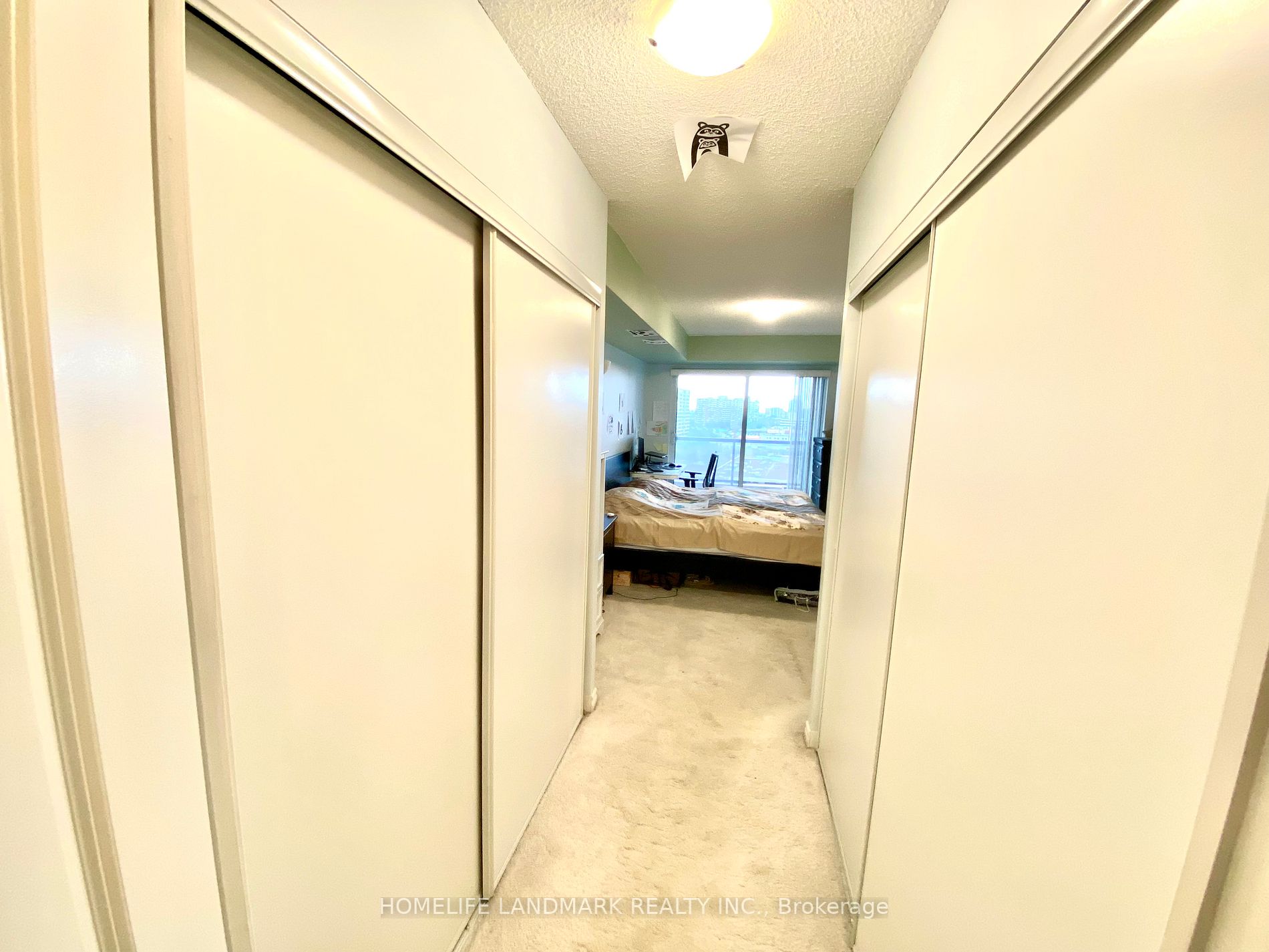 18 Harding Blvd, #911