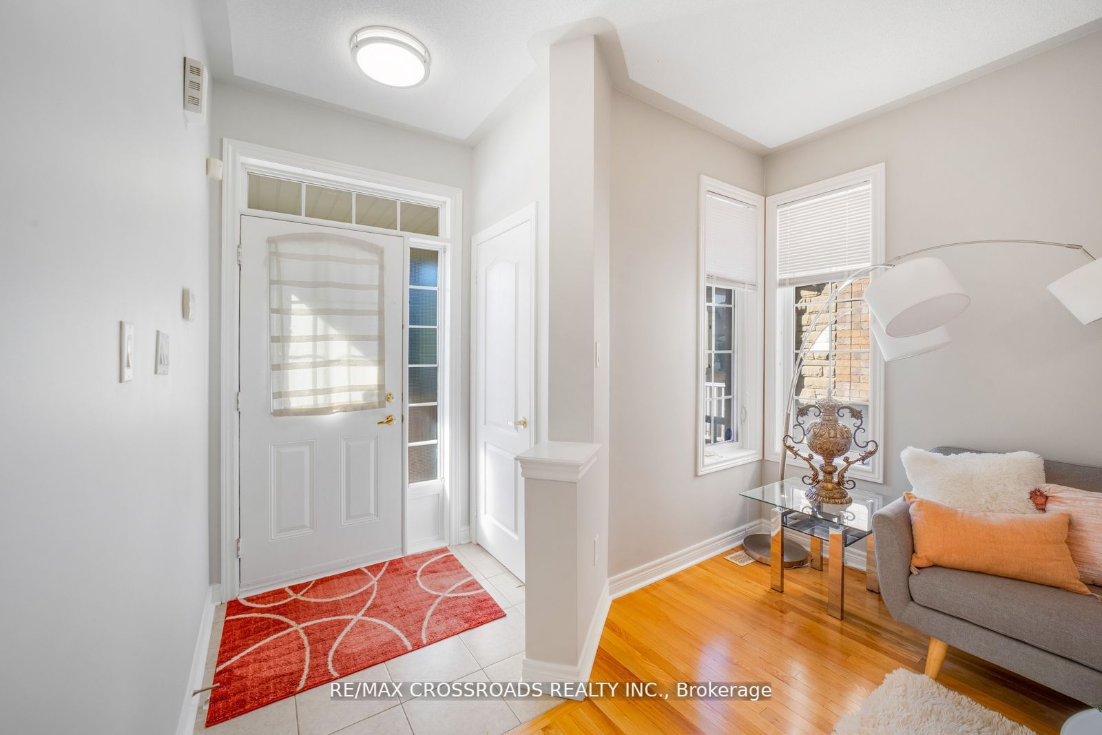 375 Mantle Ave