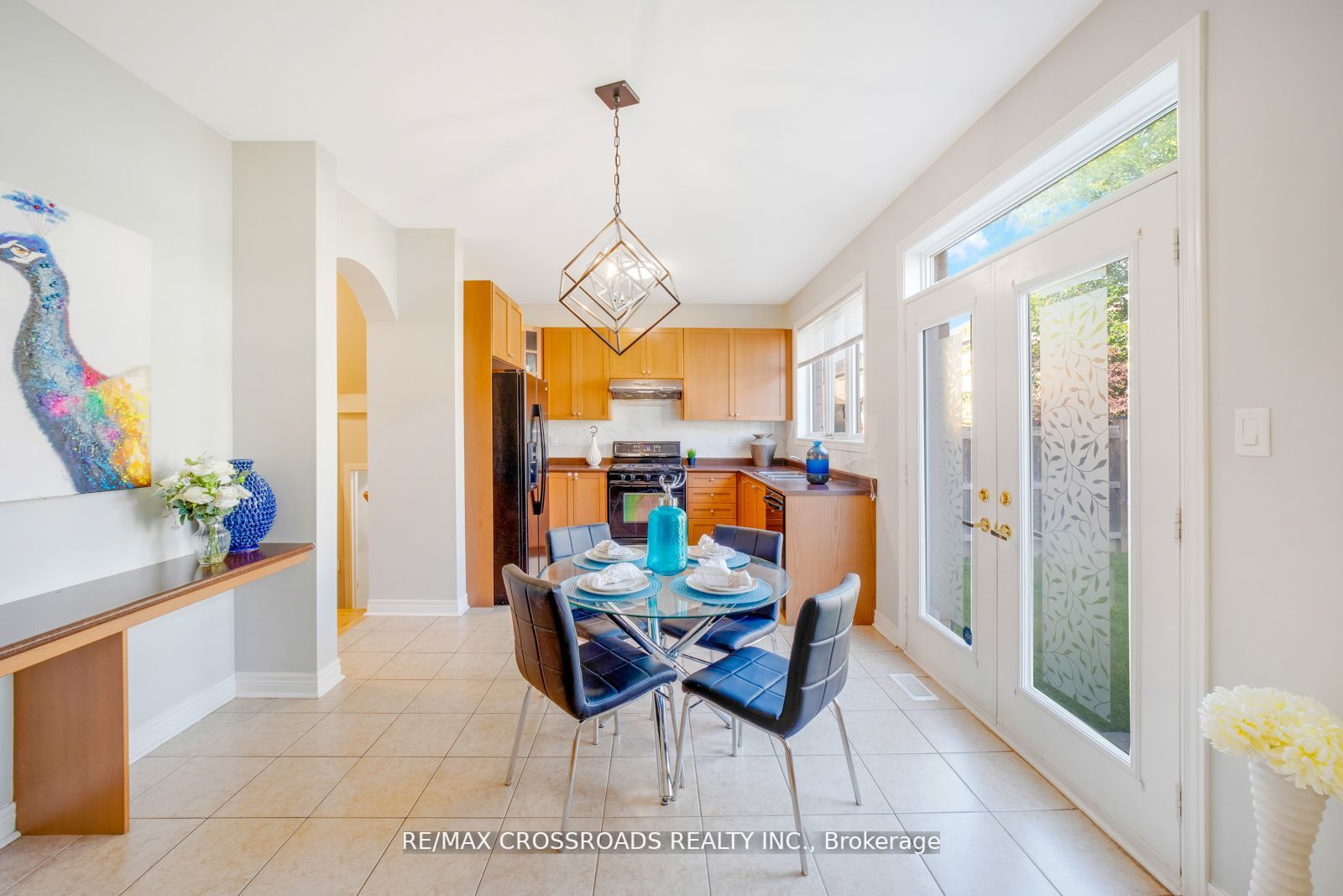 375 Mantle Ave