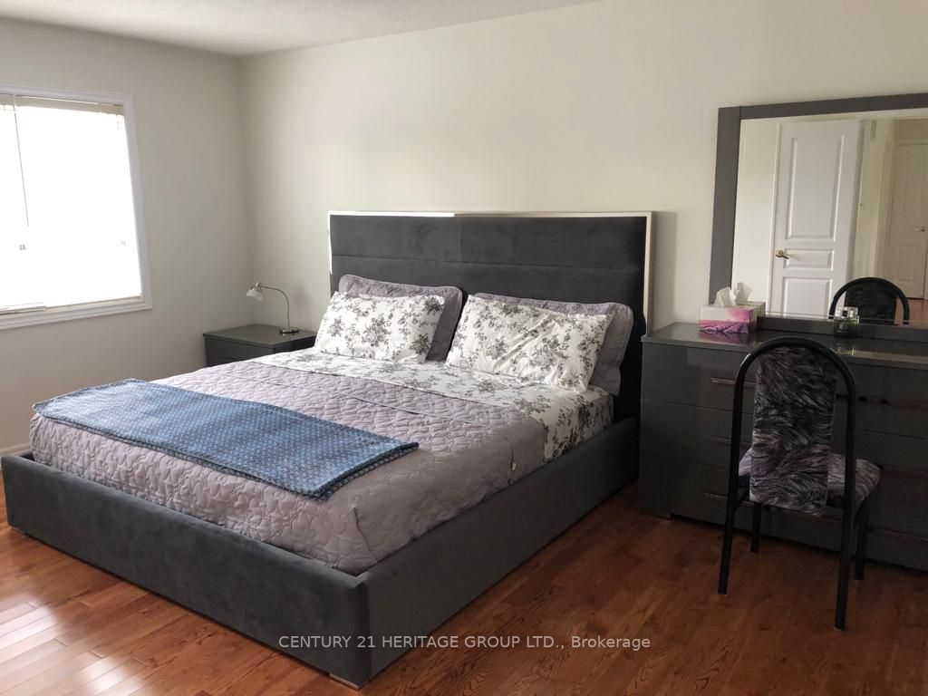 1 Heathfield Avenue