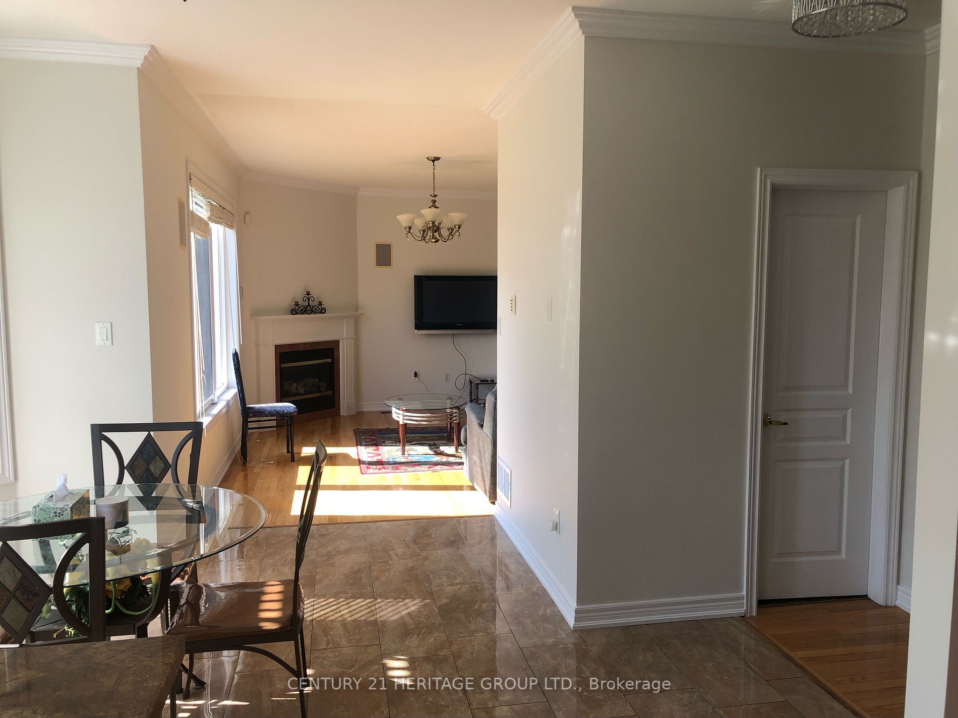 1 Heathfield Avenue