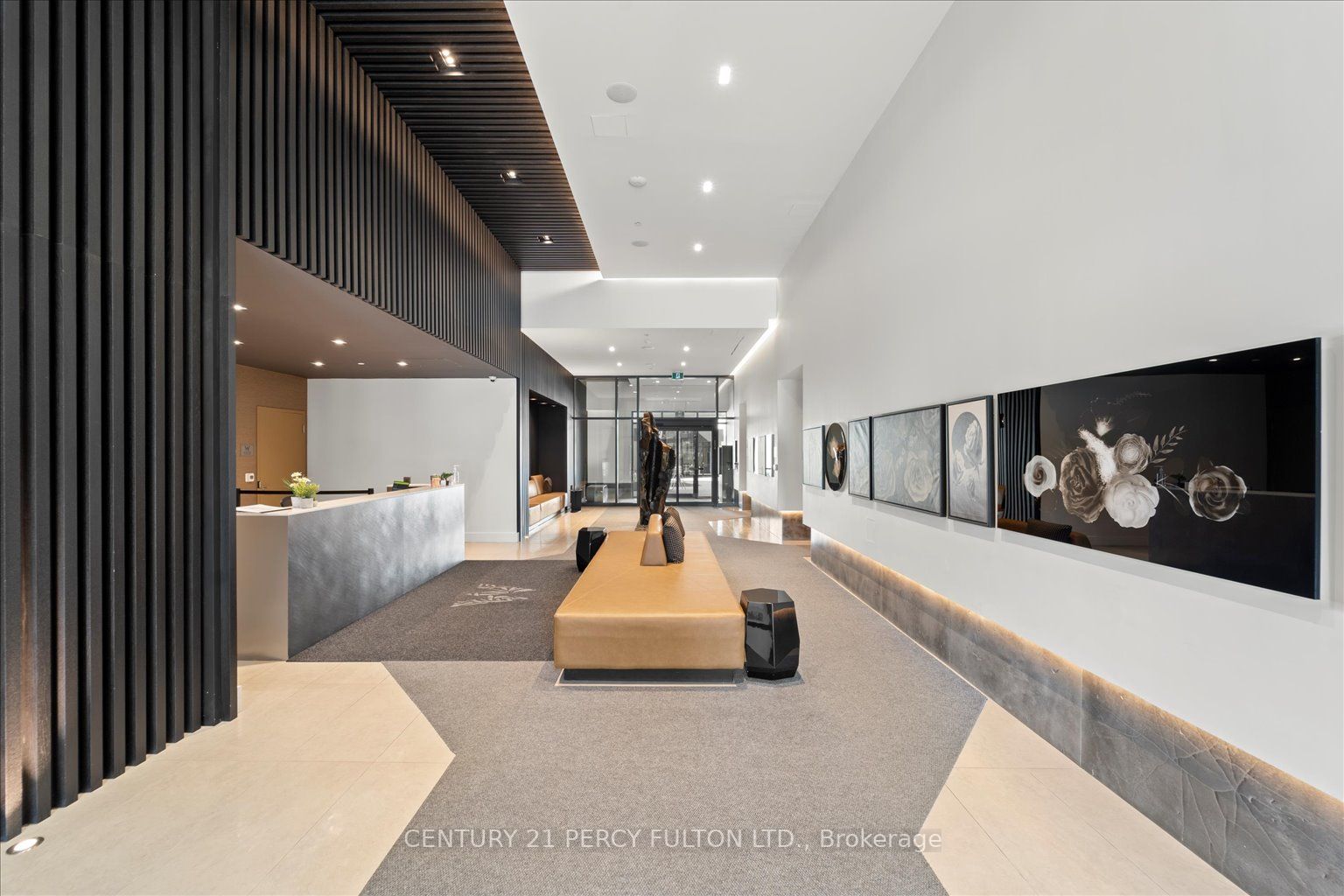 8868 Yonge St, #521E