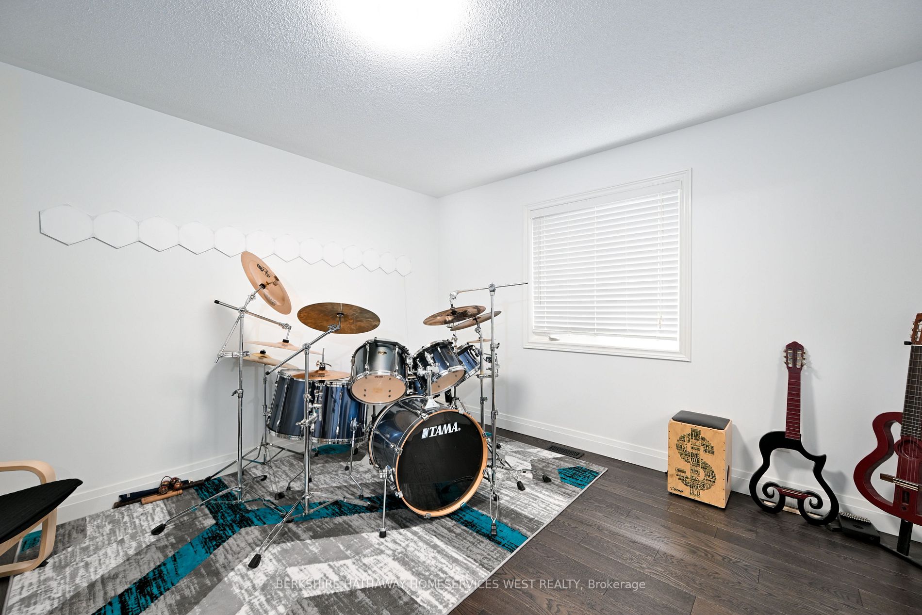 59 Gwillimbury Dr