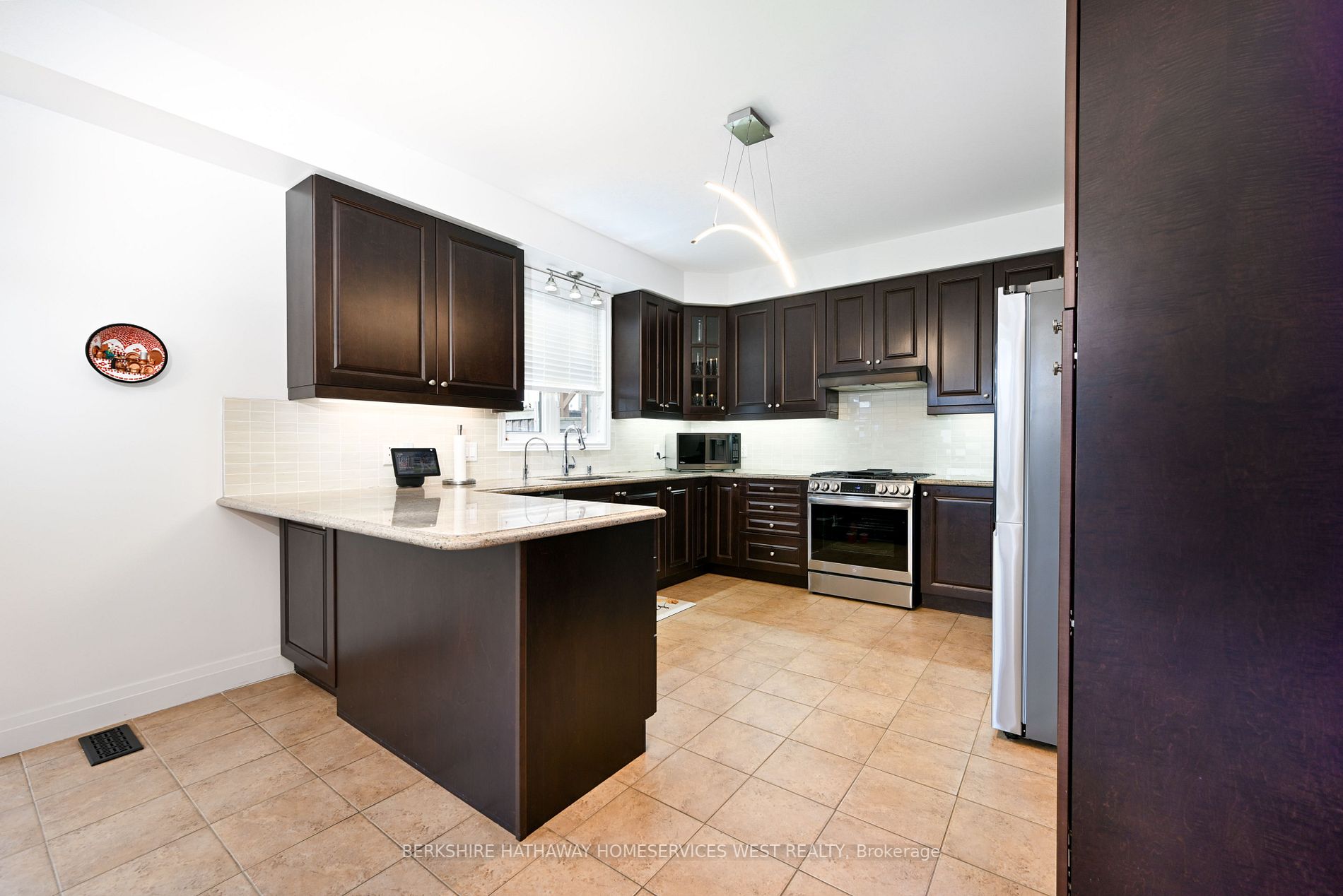 59 Gwillimbury Dr