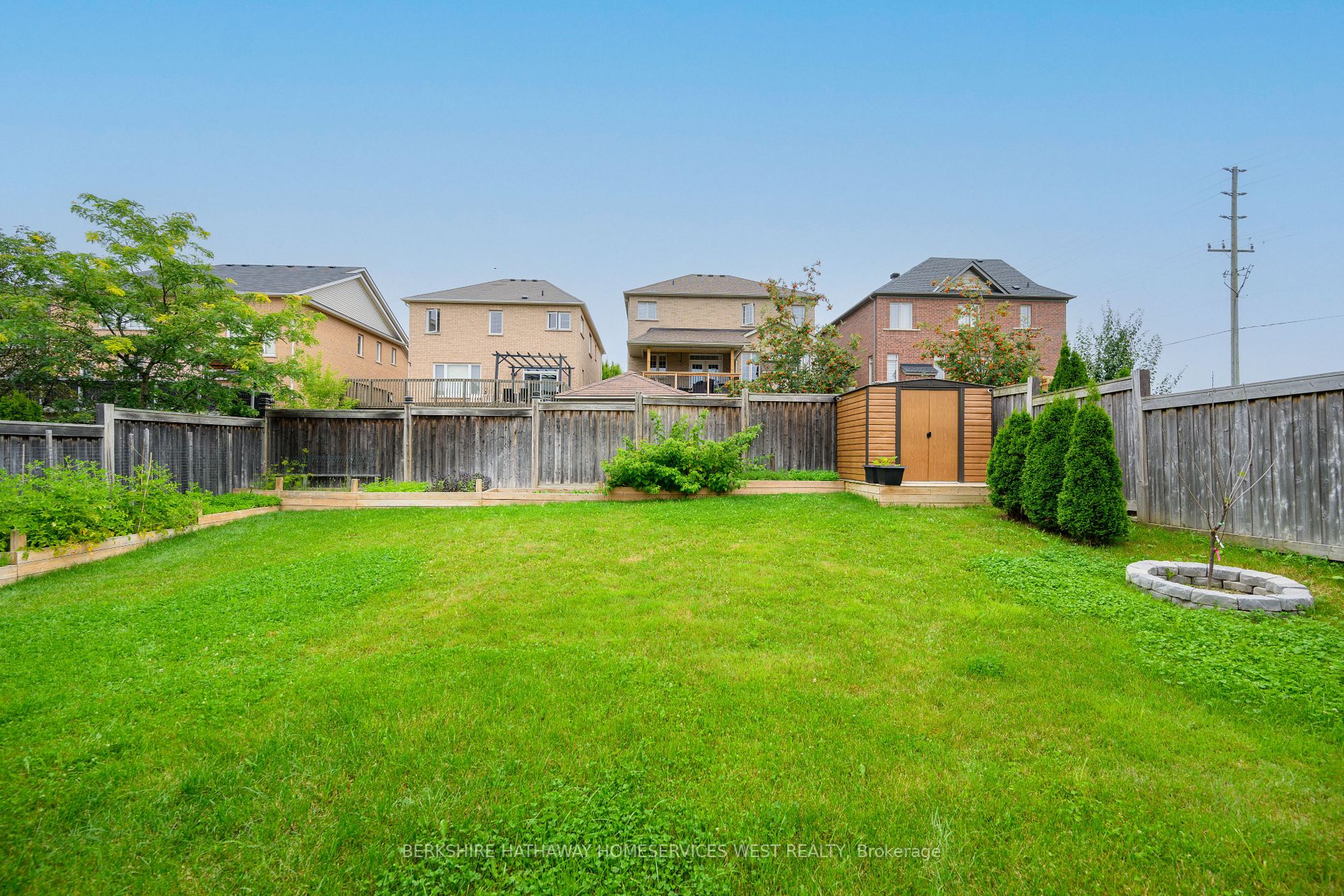 59 Gwillimbury Dr