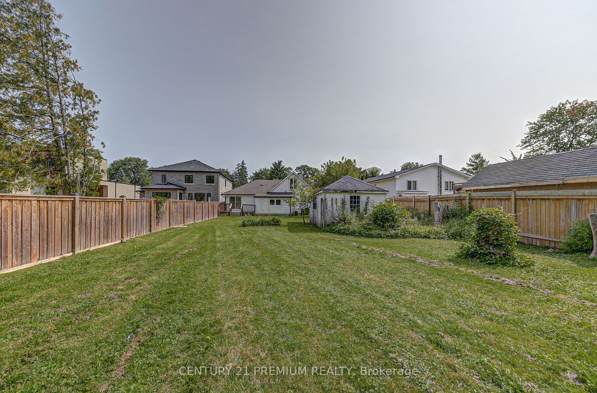 2134 Willard Ave