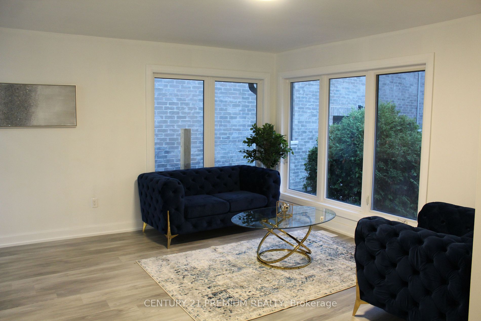 2134 Willard Ave