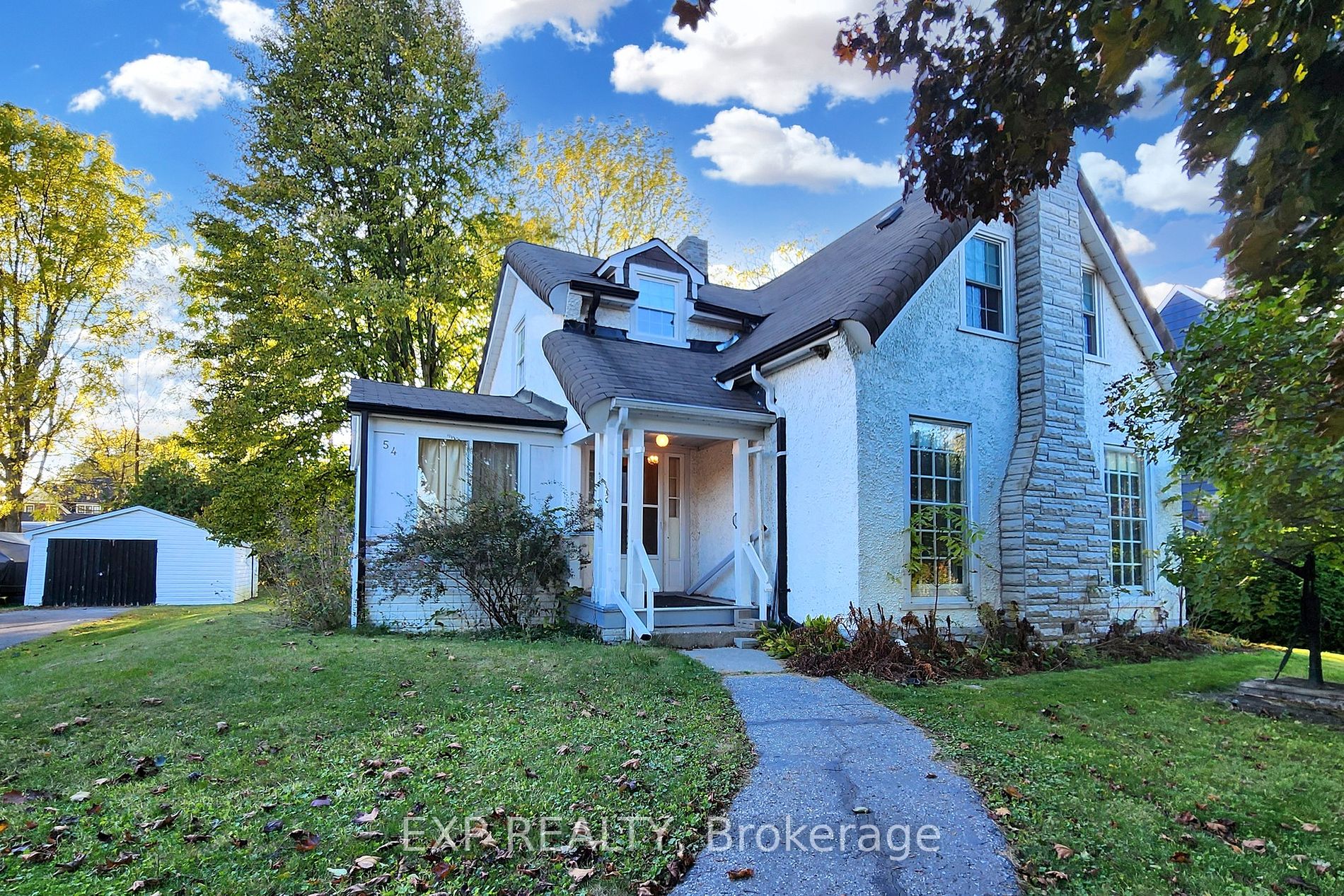 54 Fairpark Lane