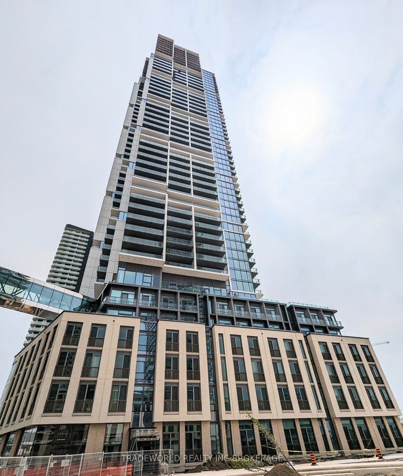 7890 Jane Street, #2206