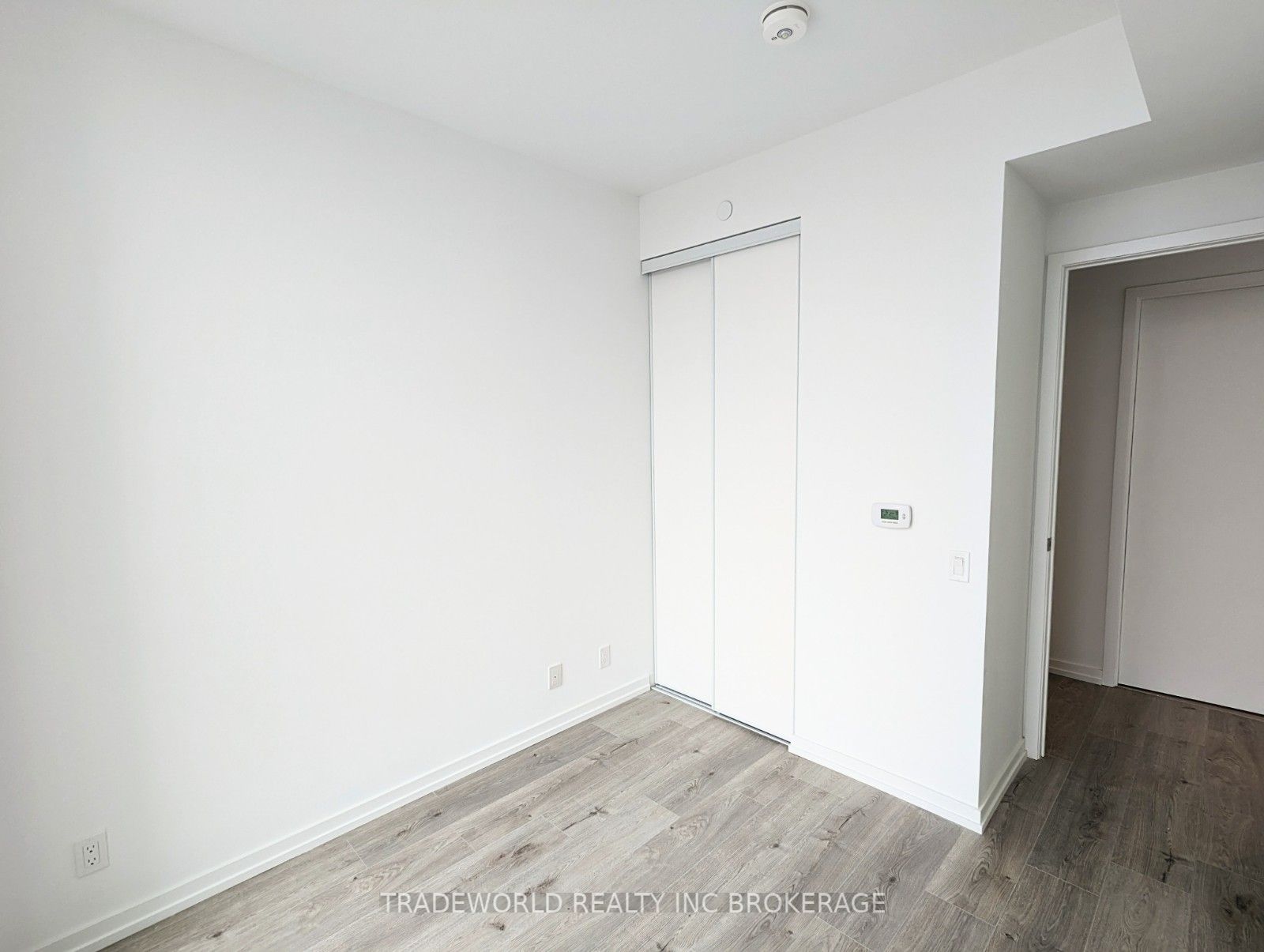 7890 Jane Street, #2206