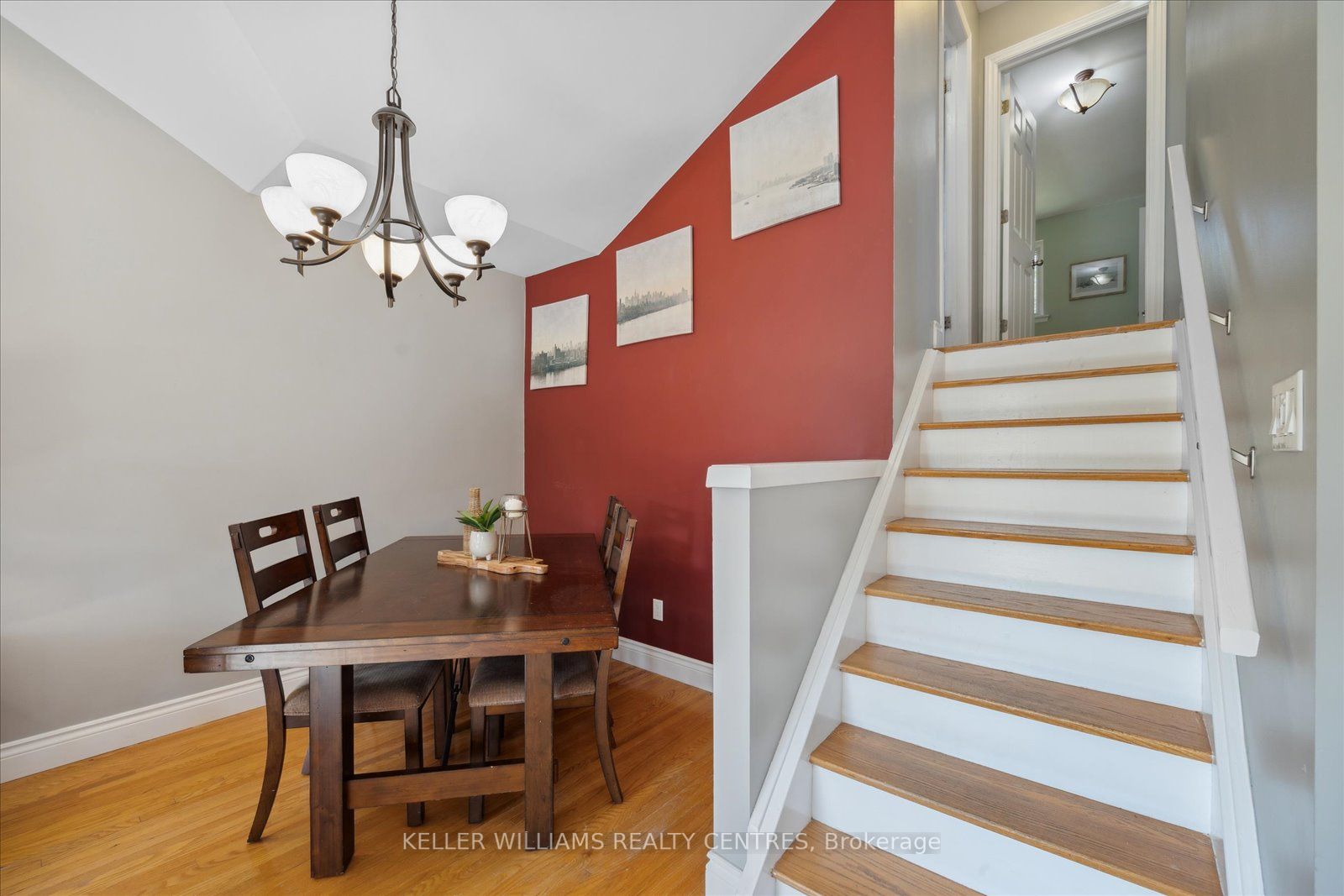 18 Boulding Dr