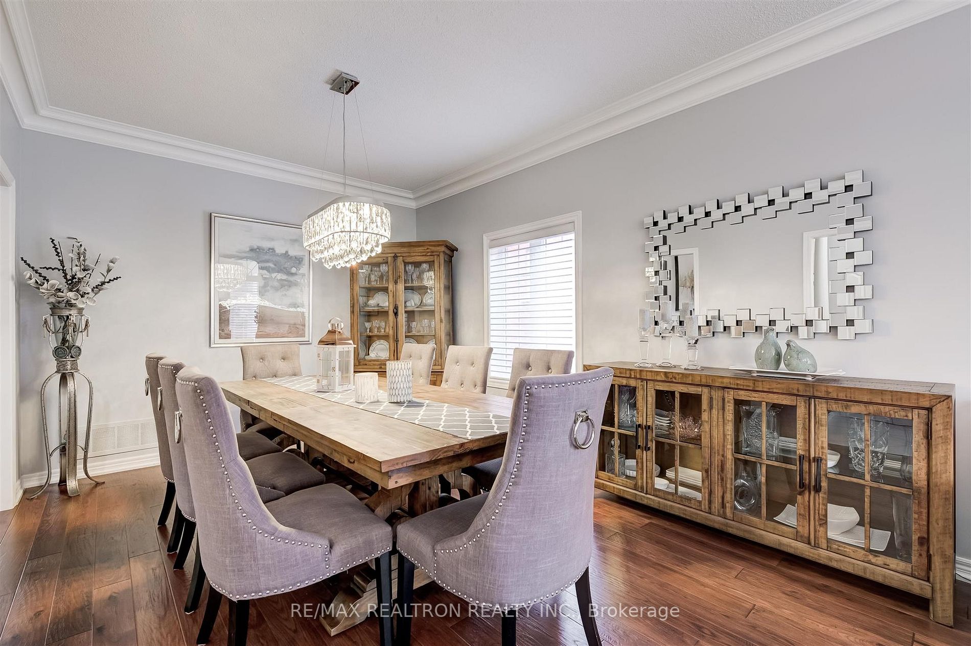 1059 Broughton Lane