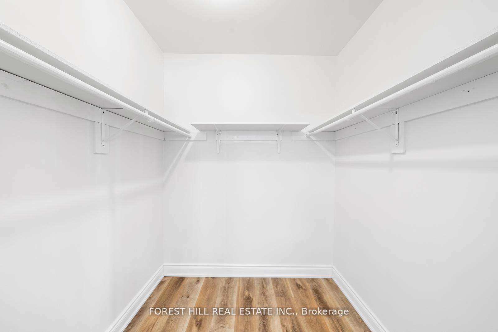 12 Poplar Cres, #34