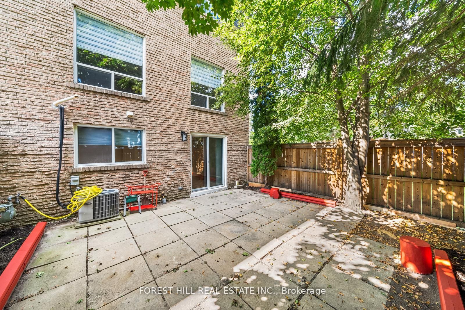 12 Poplar Cres, #34