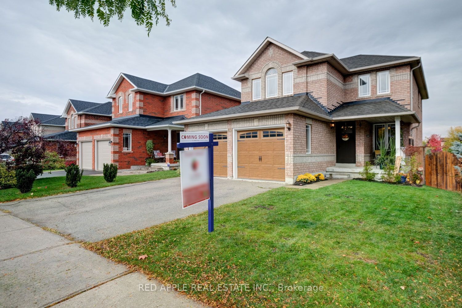 83 Kerfoot Cres