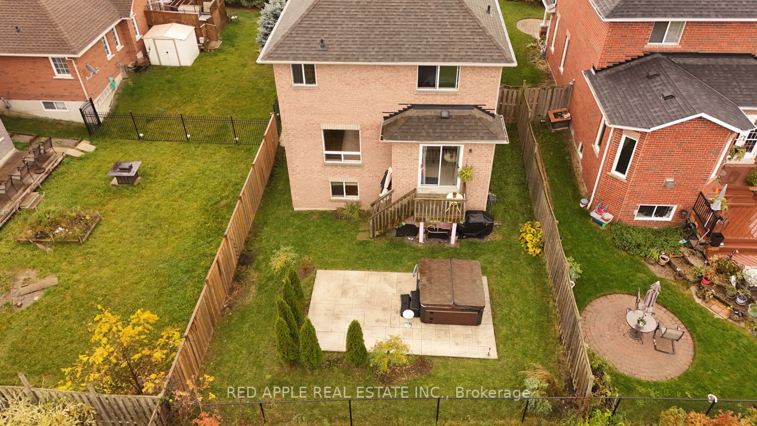 83 Kerfoot Cres