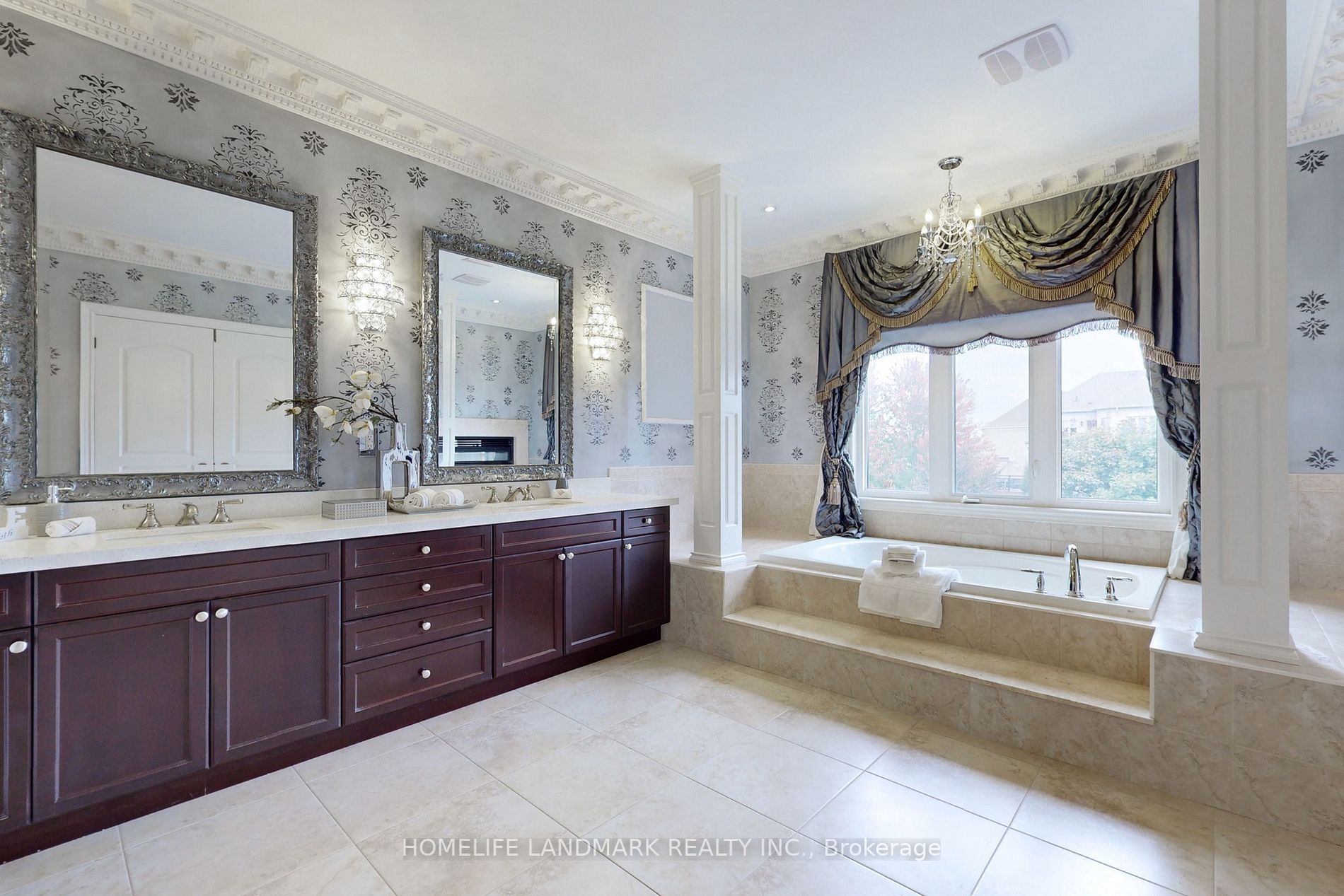 53 Carisbrooke Circ