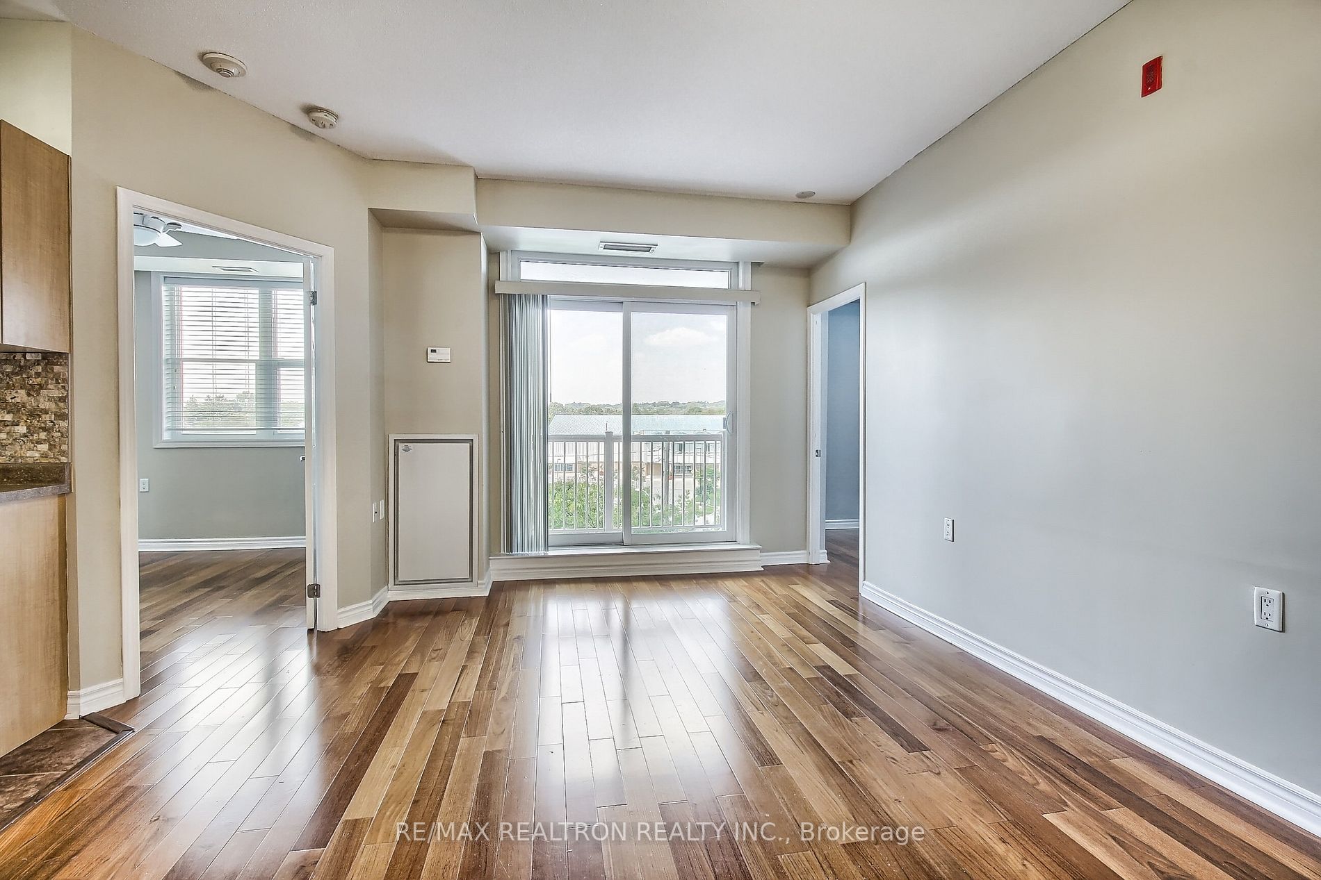 15450 Yonge Street #304