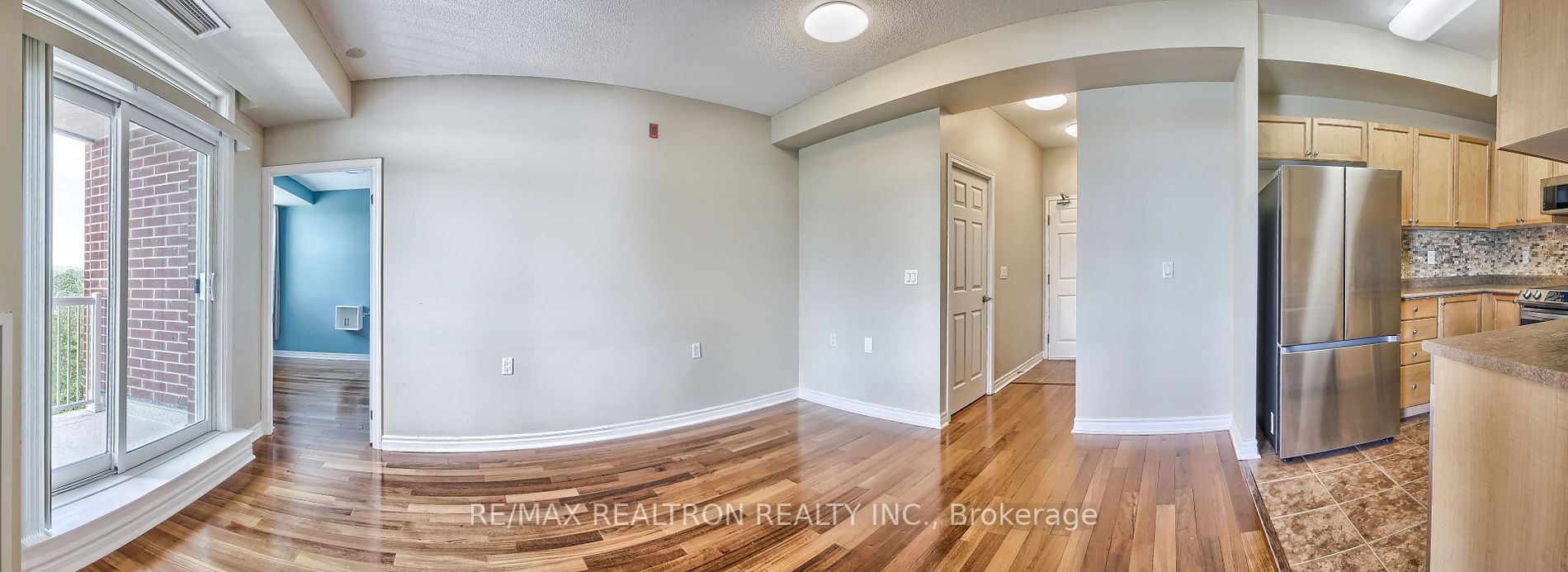 15450 Yonge Street #304