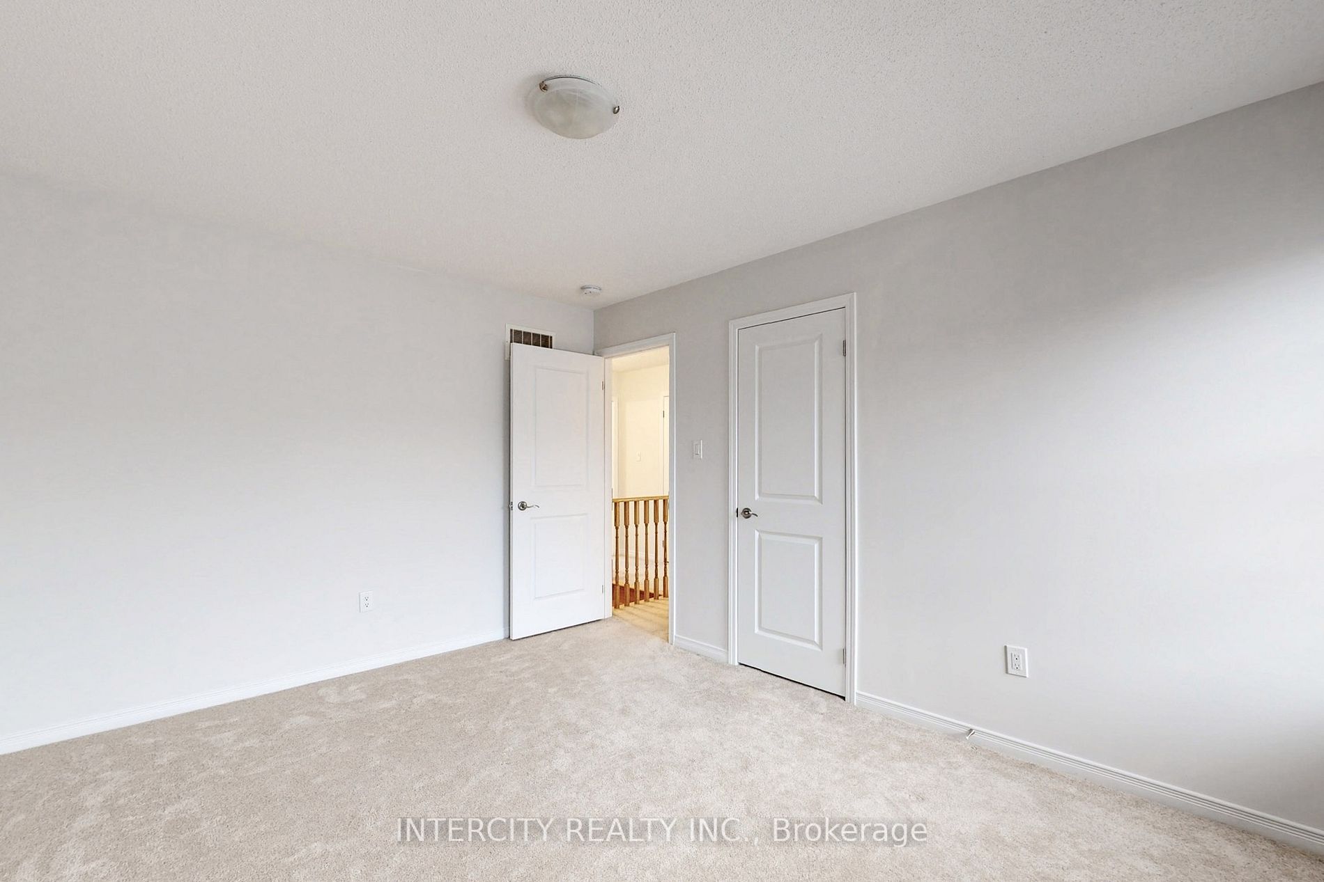 1017 Abram Crt