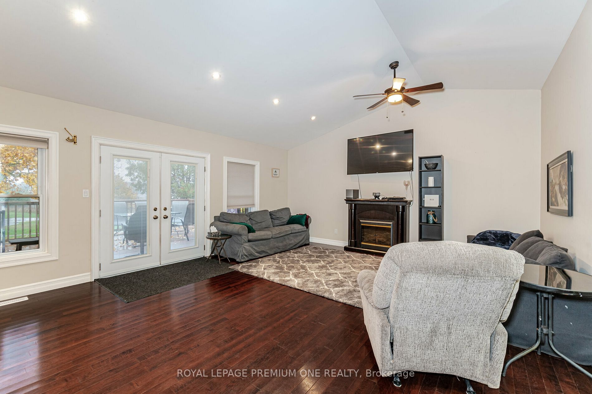 7132 County Road 27 Rd